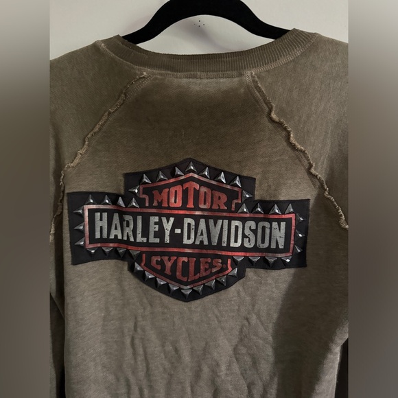 Harley-Davidson Gray Raglan Studded Crewneck Sweatshirt Raw Hem Size M - Picture 6 of 16